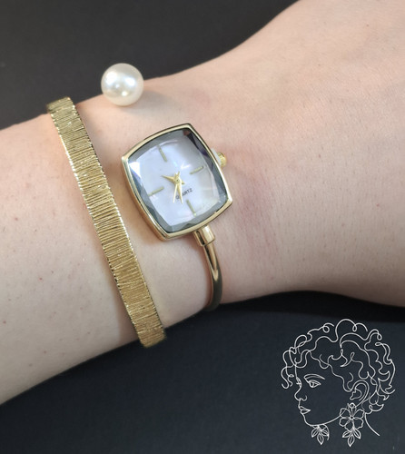 ست بنگل و ساعت مرواریدی