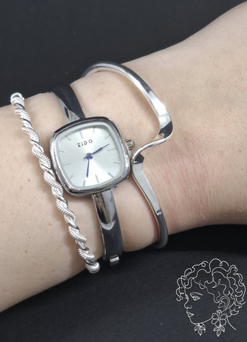 ست بنگل و ساعت النگویی